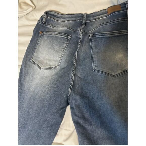 Judy Blue Jenna Tummy Control Jeans - JB88525 - Size 15 - Medium Wash - Picture 9 of 10